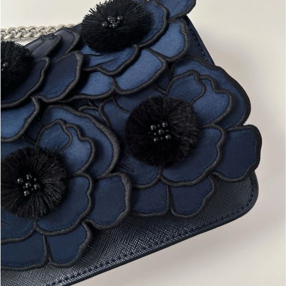 ♠️Kate Spade Madison Embroidered Floral Willow Small Flap Crossbody Bag, Blue - Picture 3 of 9